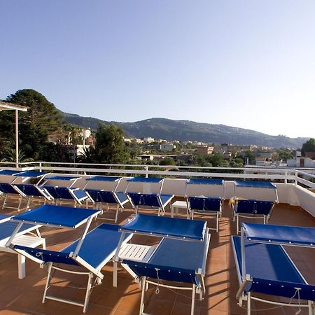 Hotel Caravel Sant'Agnello Exterior photo